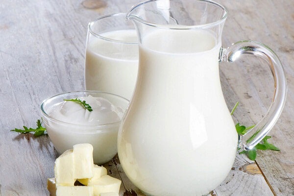 Sữa cho trẻ béo phì cần ít đường và chất béo 